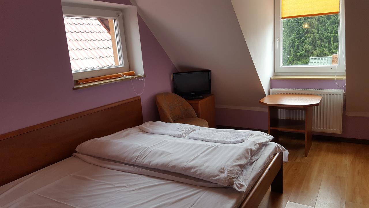 Gosciniec Kukle Bed and Breakfast Exteriör bild